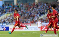 Thành Lương tạt bóng tuyệt đẹp cho Công Vinh phá lưới Syria