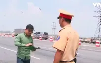 Ngày đầu xử phạt theo Nghị định 46: Chủ yếu chỉ nhắc nhở