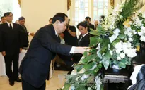 Chủ tịch nước viếng Nhà Vua Thái Lan Bhumibol Adulyadej