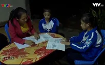 Cảm phục tình yêu nghề của cô giáo 10 năm chạy thận vùng cao