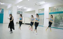 Hoa khôi áo dài Việt Nam: Thí sinh ráo riết tập luyện chuẩn bị cho phần thi tài năng