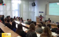 Giới thiệu về Việt Nam với sinh viên ngoại giao Slovakia