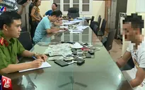 Tạm giữ hình sự 30 đối tượng đánh bạc bằng hình thức xóc đĩa tại Hà Nội