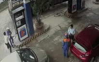 Nghệ An: Cán bộ ngân hàng đánh nữ nhân viên trạm xăng