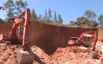 Ồ ạt khai thác đất trái phép tại Quảng Ngãi