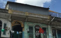 TP.HCM: Di dời khẩn cấp cư dân tại chung cư cổ khu Chợ Lớn