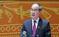 Các đại biểu thảo luận văn kiện tại Đại hội Đảng XII