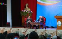 Tổng thống Ireland thăm cán bộ, sinh viên Đại học Quốc gia Hà Nội