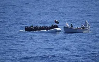 Italy cứu hàng nghìn người tại Eo biển Sicily