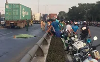 Hàng trăm người chết do đi bộ sai quy định mỗi năm