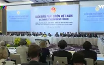 Khai mạc Diễn đàn Phát triển Việt Nam 2016