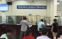 Người dân mất nhiều thời gian làm giấy tờ nhà vì đổi CMND