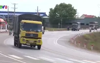 Bình Thuận: Lắp đặt giải phân cách ở cung đường "đen"