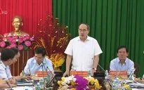 Đồng chí Nguyễn Thiện Nhân làm việc với cán bộ chủ chốt tỉnh Trà Vinh