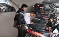 Hà Nội sẽ xử lý nghiêm nếu có việc thu phí gửi xe "viết tay"