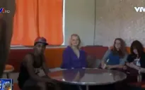 Lớp học dạy người nhập cư cách cư xử với phụ nữ