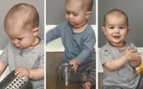 Món quà đặc biệt của em bé 9 tháng tuổi dành tặng mẹ