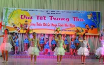 Kom Tum: Trẻ em có hoàn cảnh khó khăn vui Tết Trung thu