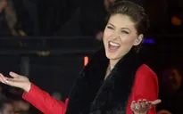 Chuyển sang "nhà mới", The Voice Anh vẫn giữ chân được MC xinh đẹp