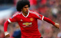 Man Utd bất ngờ gia hạn hợp đồng với "tội đồ" Fellaini