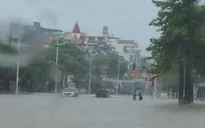Quảng Ninh chìm trong biển nước sau mưa lớn