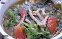 Đậm đà hương vị canh sá sùng lá lốt