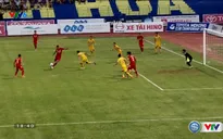 VIDEO V.LEAGUE 2016: Ivan Firer dứt điểm kỹ thuật tung lưới đội bóng cũ!