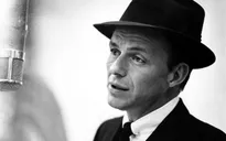 Huyền thoại Frank Sinatra Jr qua đời ở tuổi 72