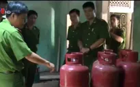TT-Huế: Phát hiện một cơ sở tàng trữ hàng trăm bình gas trái phép