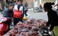 Giá thực phẩm tăng nhẹ ngày đầu năm