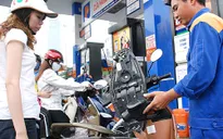 Xăng dầu giảm 300 đồng/lít vào các ngày thứ Bảy