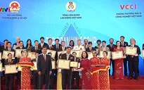 Trao giải thưởng “Doanh nghiệp vì người lao động 2016”
