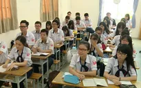 Giáo dục công dân thành môn thi THPT Quốc gia 2017: Học sinh hoang mang, giáo viên lo lắng