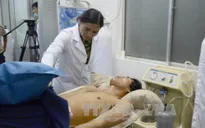 Bác sĩ từ TP.HCM tham gia cứu chữa nạn nhân vụ nổ súng ở Đăk Nông