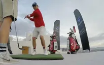 Thử thách đánh Golf từ tòa nhà cao 153m