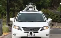 Google thuê tài xế ngồi thử xe tự hành