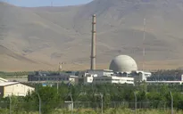 Iran dỡ bỏ lõi của lò phản ứng hạt nhân nước nặng Arak