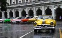 Ngất ngây với dàn xe cổ siêu đẹp trên đường phố Cuba