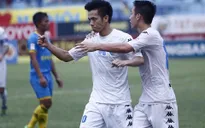 Hà Nội T&T 1-0 Sanna Khánh Hoà: Văn Quyết ghi bàn đưa Hà Nội T&T chiếm ngôi đầu!