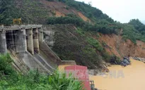 Thủy điện Hố Hô xả tràn sáng 7/11