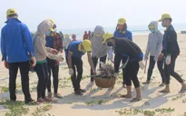 Quảng Bình: Hơn 1.000 đoàn viên tham gia làm sạch biển