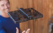 Hover Camera Passport - Thiết bị bay chụp ảnh selfie từ Trung Quốc