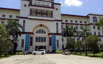 Trường Đại học Tân Tạo tăng học phí gây sốc, trù dập sinh viên