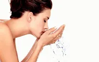 Khắc phục da nhờn mùa hè