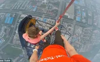 Hoảng hồn với ảnh "tự sướng" nguy hiểm nhất của du khách