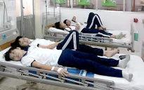 Ăn giò thiu, hơn 140 học sinh dân tộc nội trú Sơn La bị ngộ độc