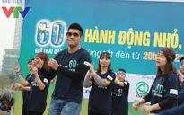 Tạ Quang Thắng nhảy flashmob, chạy bộ hưởng ứng Giờ Trái đất cùng 2.000 bạn trẻ
