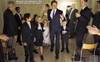 Brad Pitt sẽ được đến thăm con