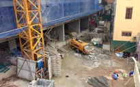 Hà Nội: Sập giàn giáo, 6 người thương vong