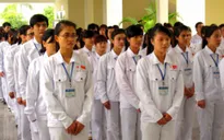 Điều dưỡng viên sang Đức làm việc không phải đóng phí môi giới